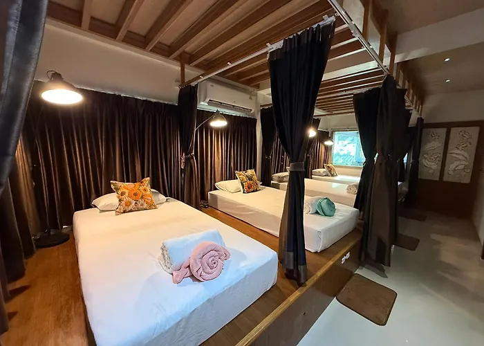 Lotus Beach Koh TaoHostel